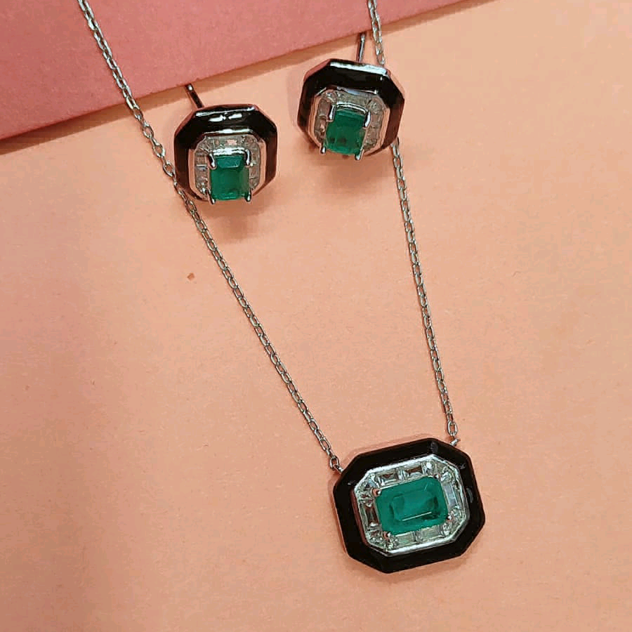 Black Enamel With Green CZ Pendant Set